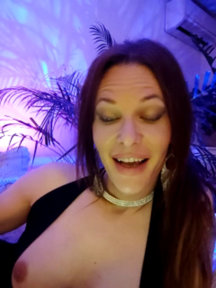Luna_Kitanna