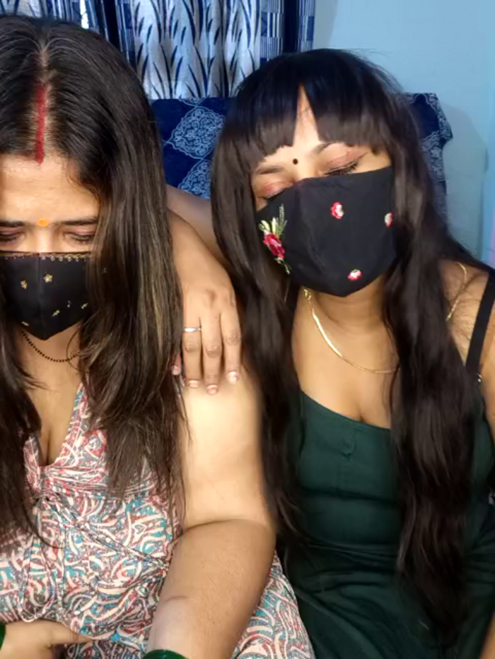 Indian_hotmilfs