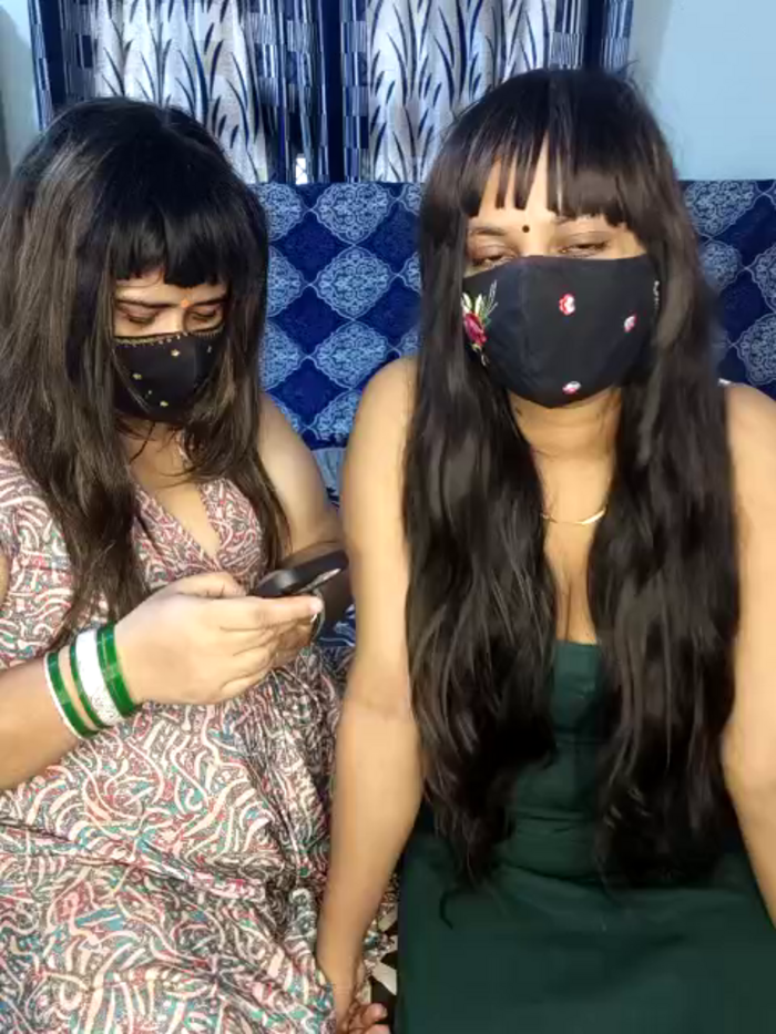 Indian_hotmilfs
