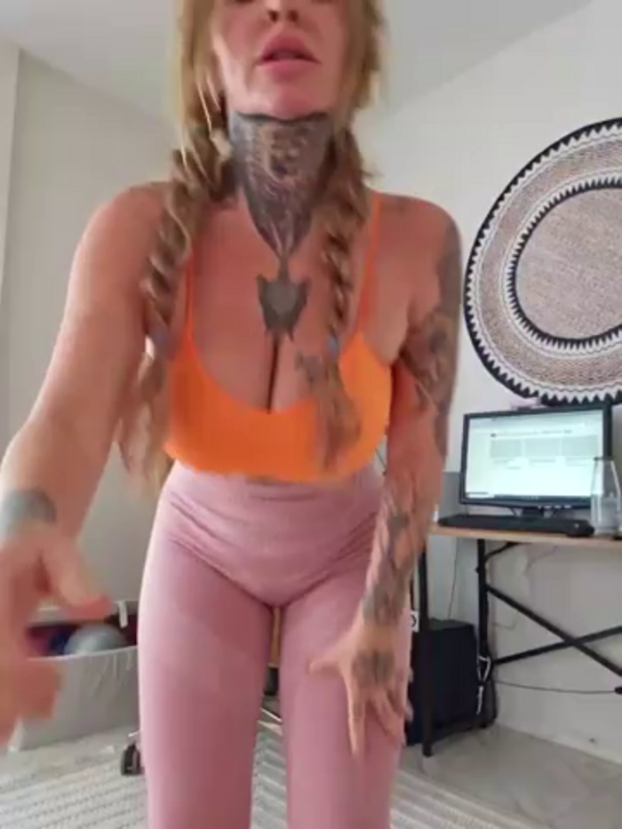 YourMommyBlair