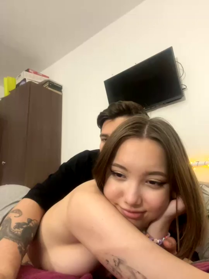 _sweet_couple__