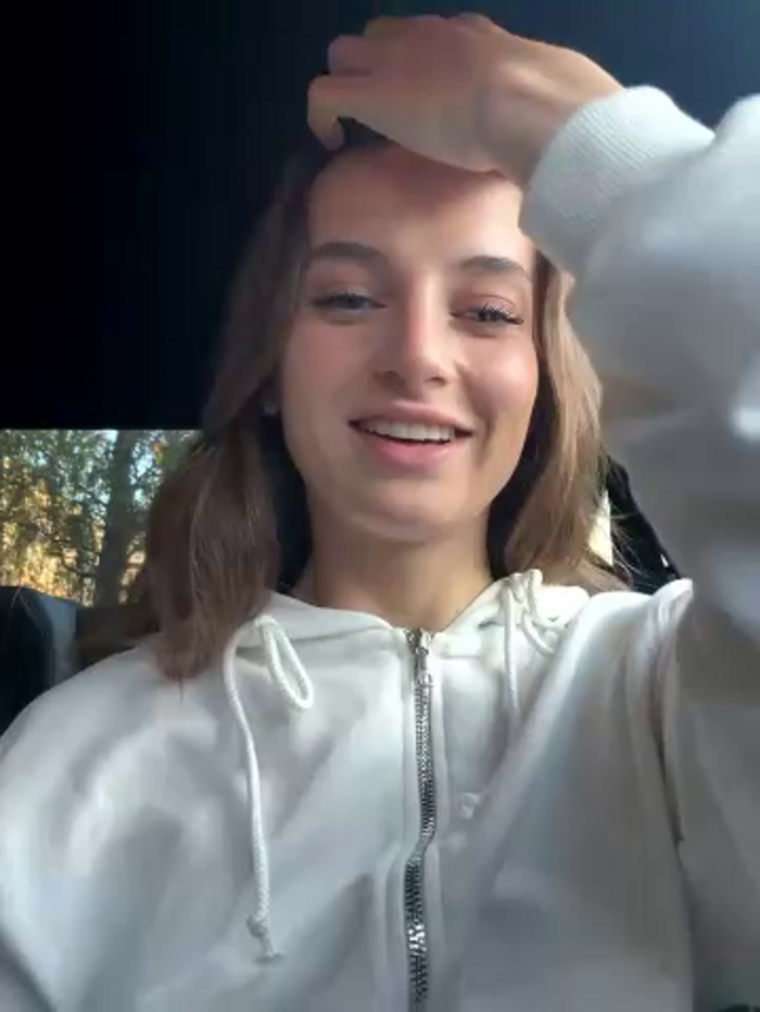 -AngelAri-