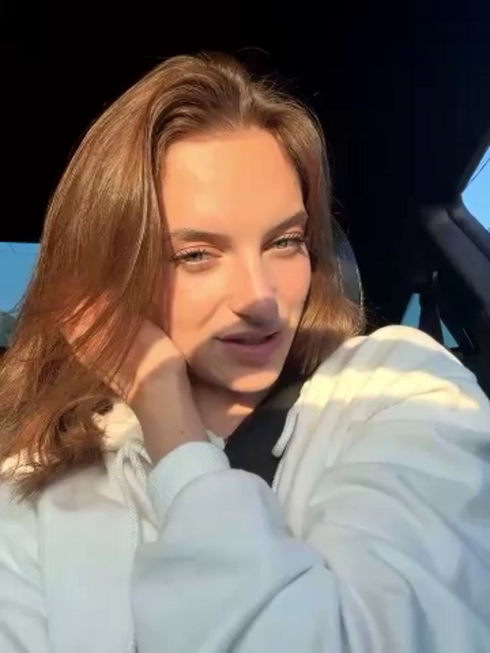 -AngelAri-