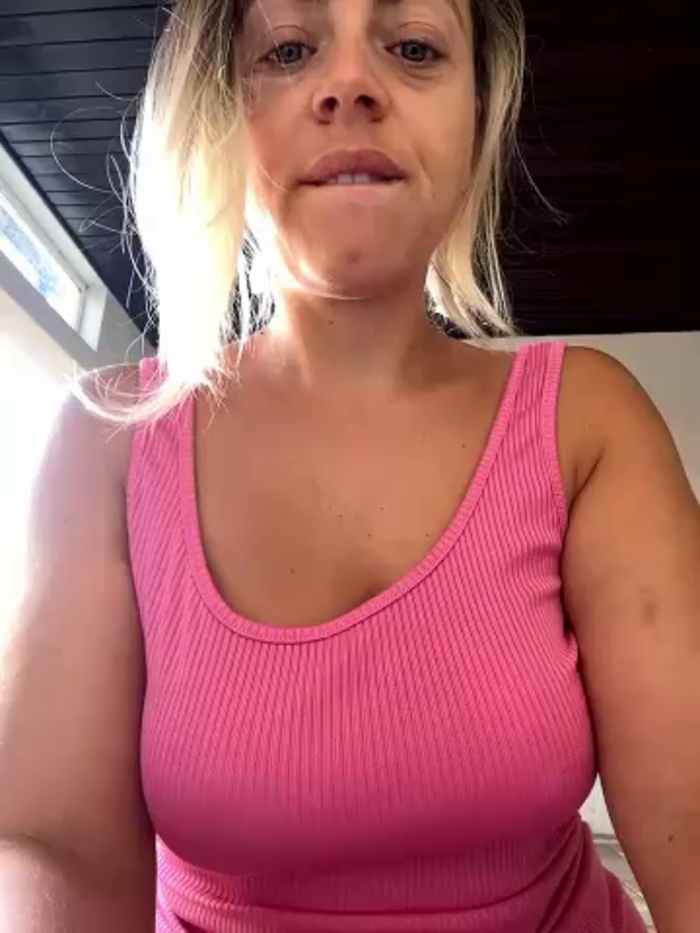 ladywithbigass