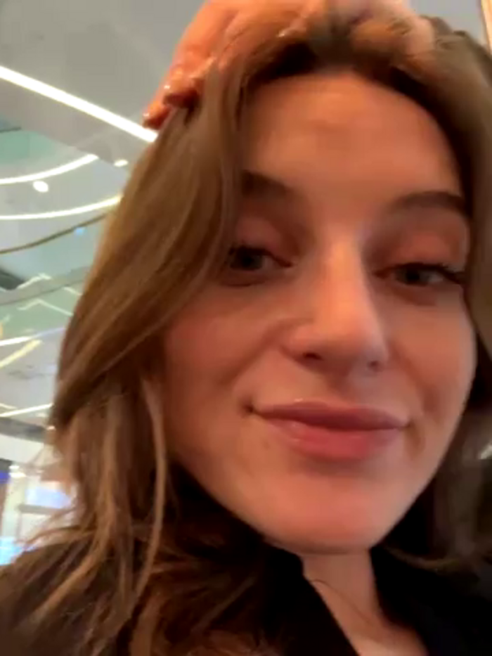 -AngelAri-