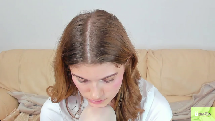 Hello_Vivienne