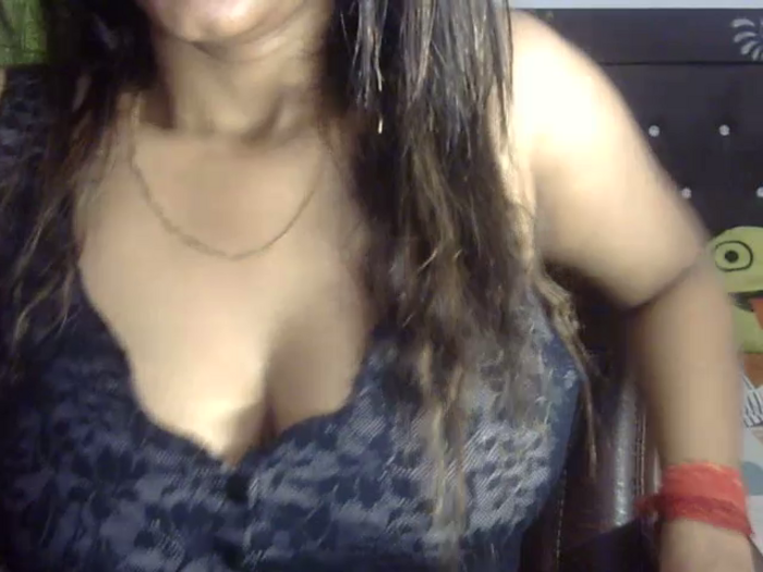 SEXY-MAHI-