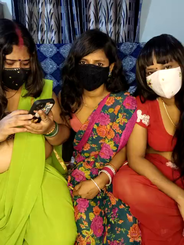Indian_hotmilfs