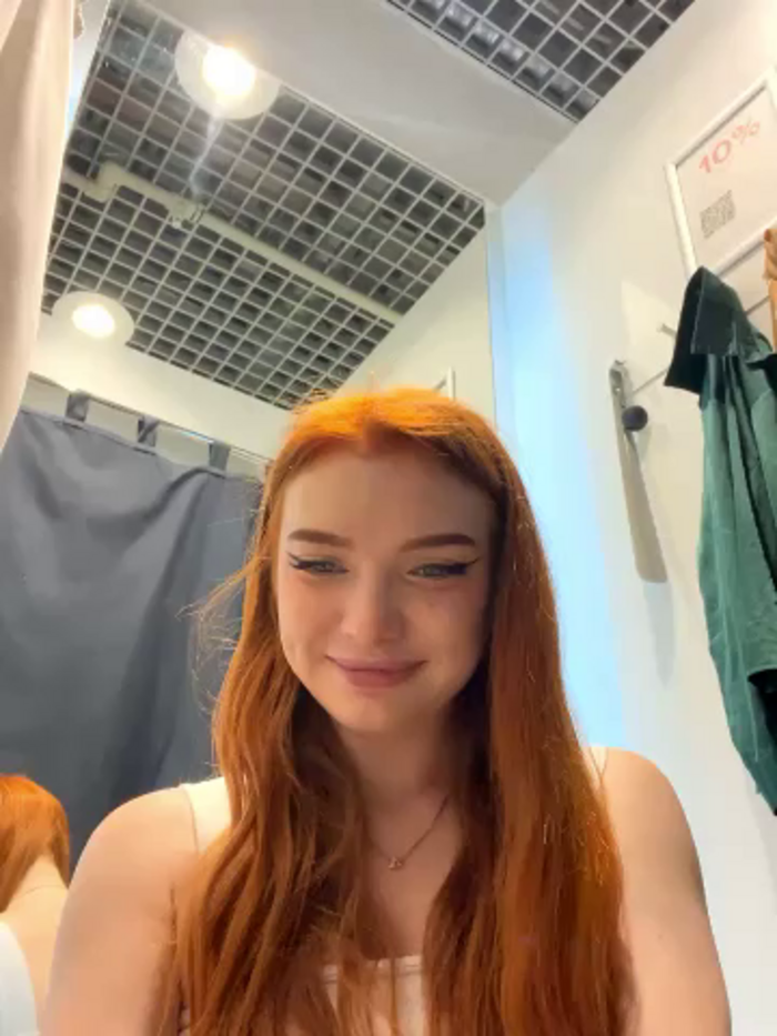 AmmyHot