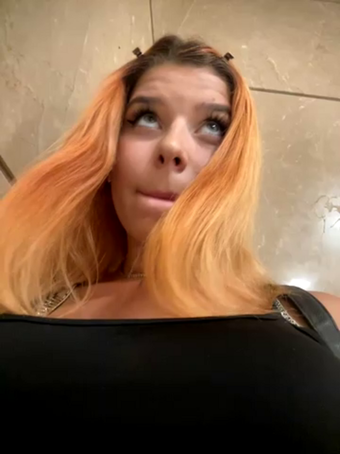 RiriRoseey