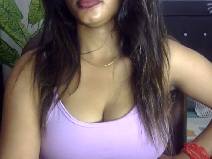SEXY-MAHI-