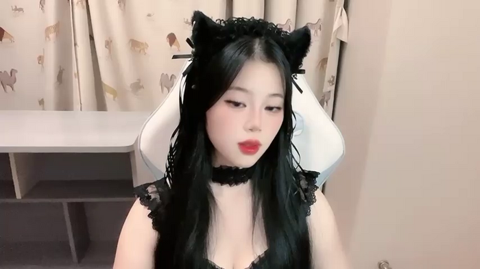 qiqi-1688
