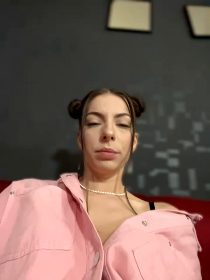 MiaEthan