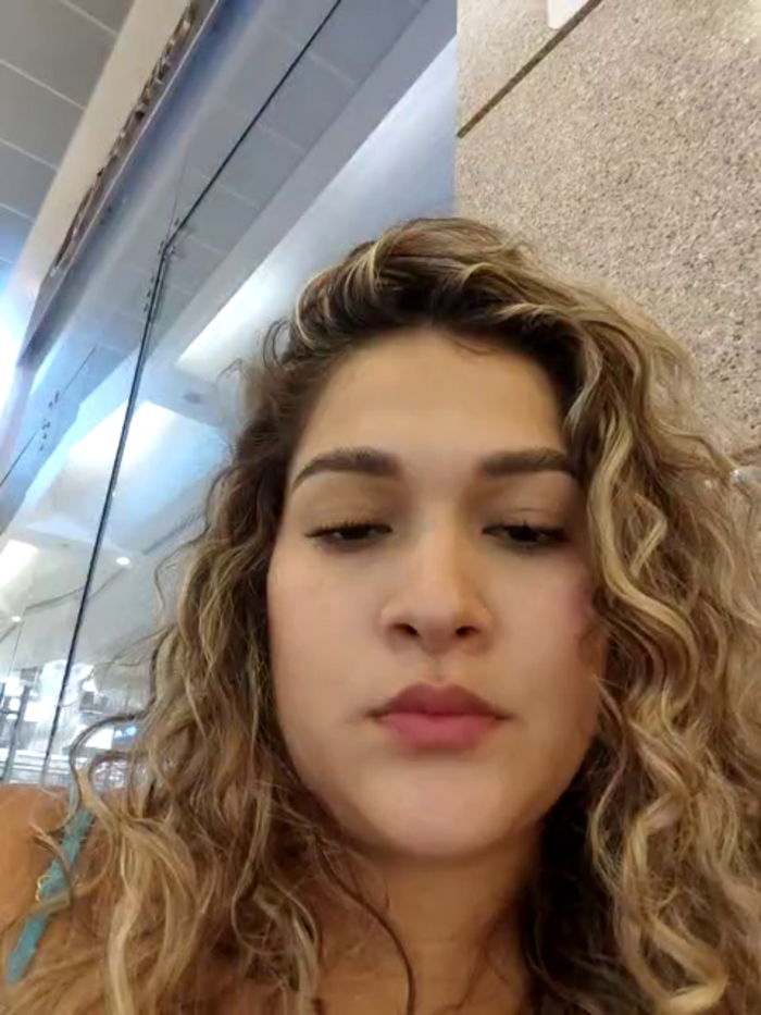 Sara_smiiith211