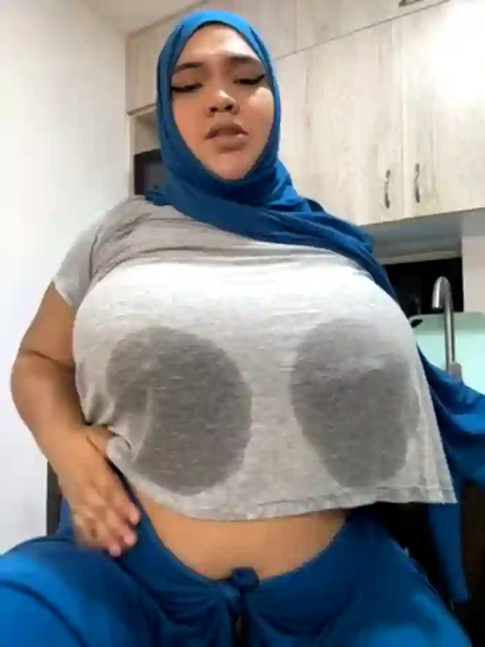 2024/09/05/stripchat-sweetmuslim01-00-03-12