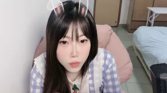 v-vivian