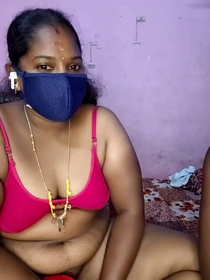 tamilvillagecouple1
