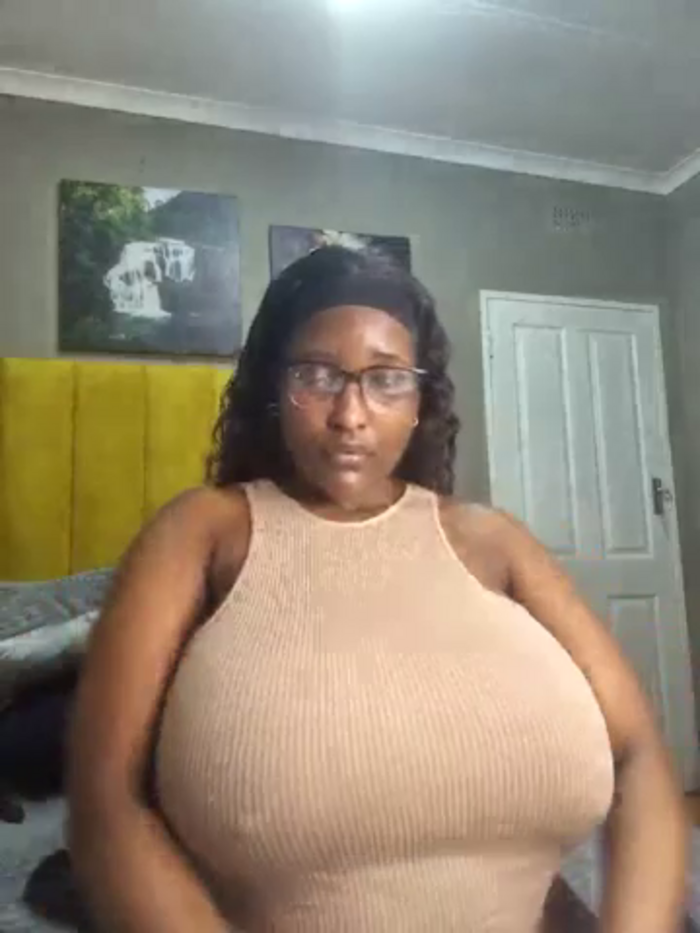 Bustygoddess32