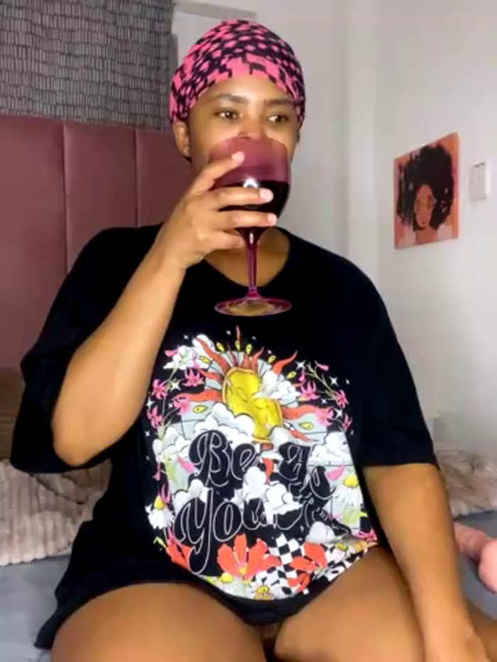V_Fiona