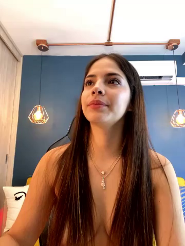 Zoe_Bae