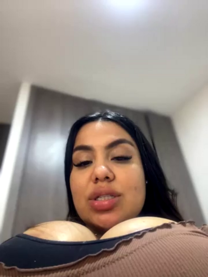 valeria2019hot