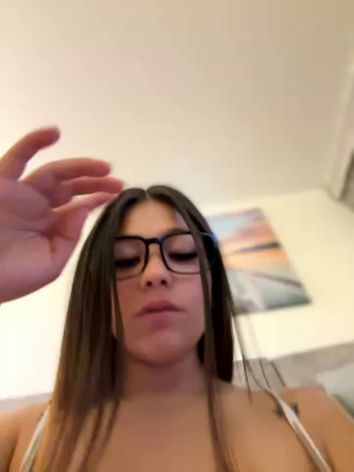Alyshanon18