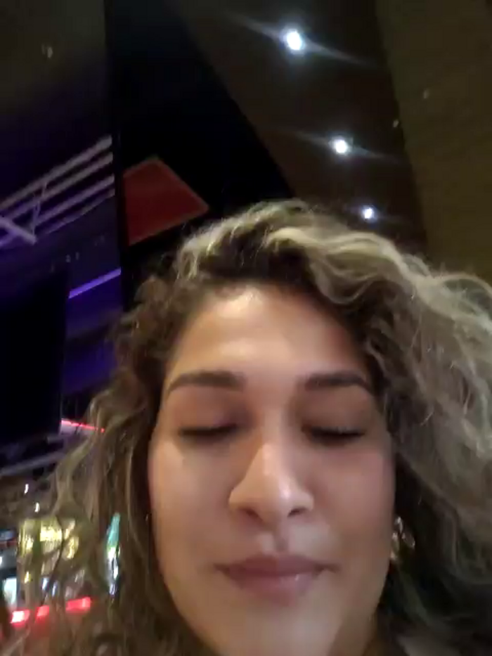 Sara_smiiith211