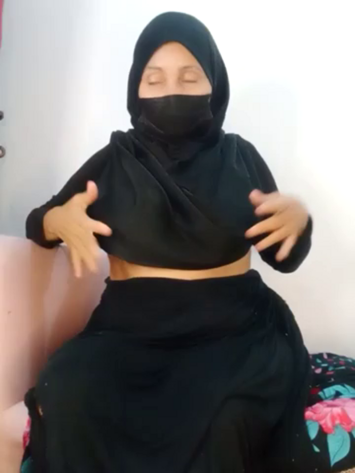 Anaan_Sexy