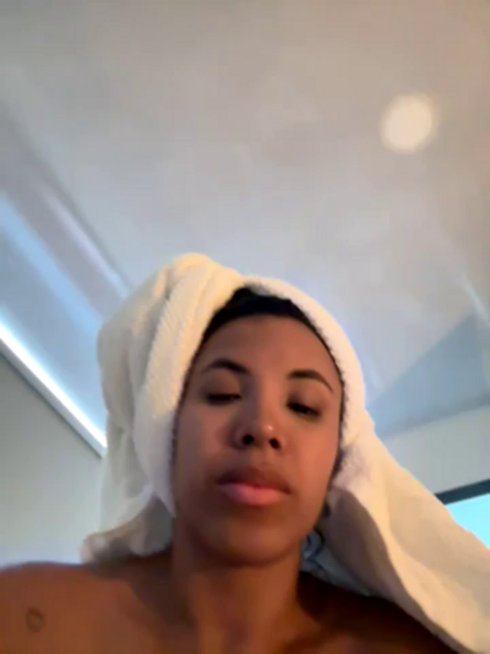 Brunettexio