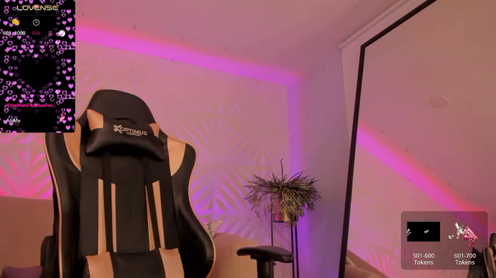 LaraBaker