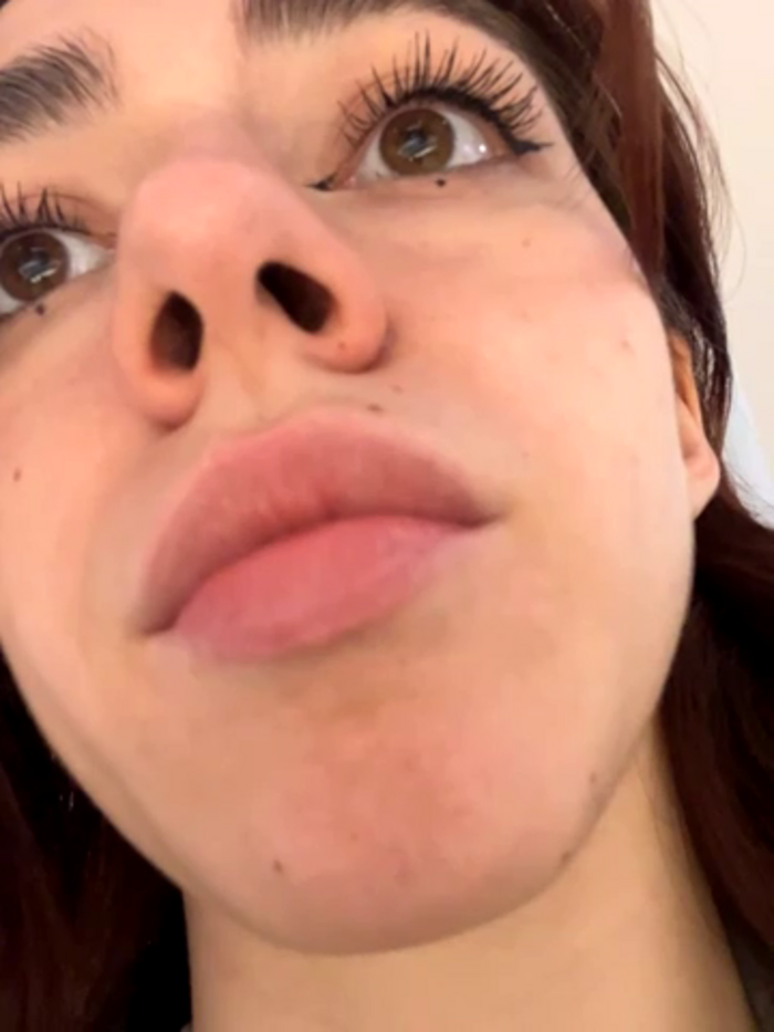Lily__Belle