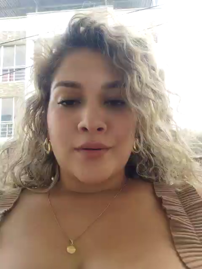 Sara_smiiith211