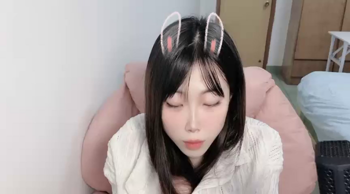 v-vivian
