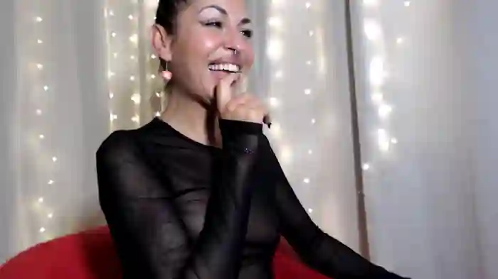 2024/09/09/stripchat-masha_real_84-20-49-28