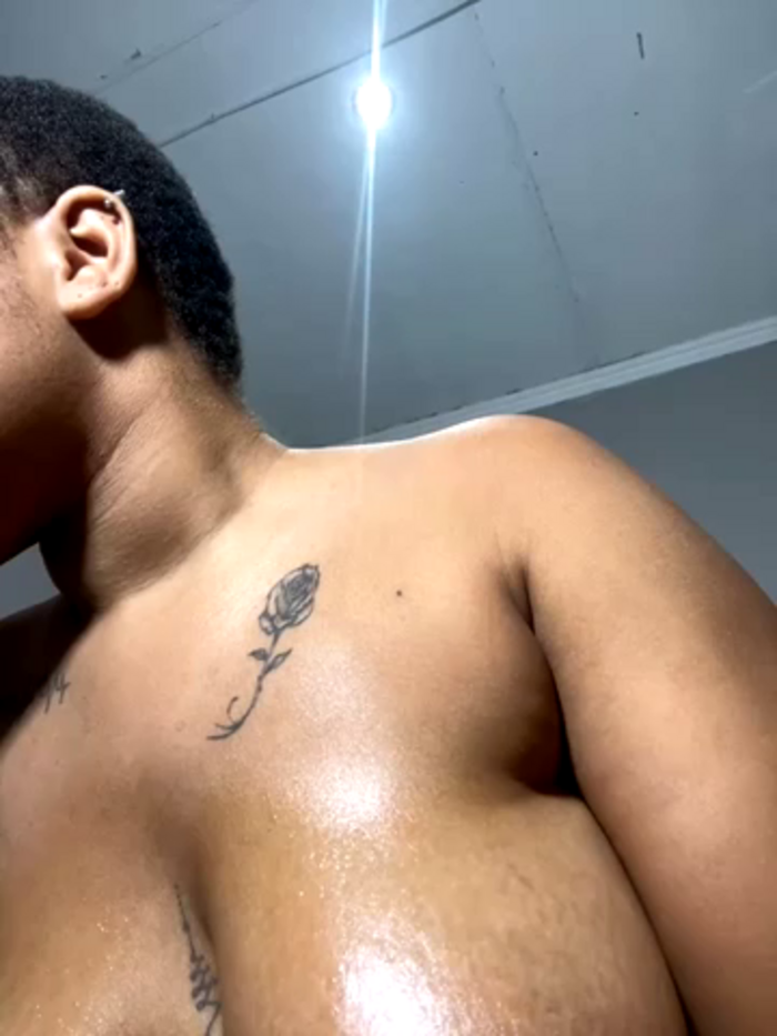 Bootyfulbarbiie