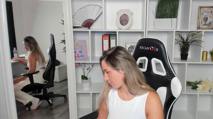 HotXMom