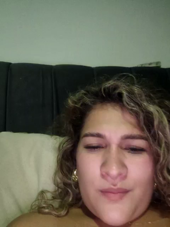 Sara_smiiith211