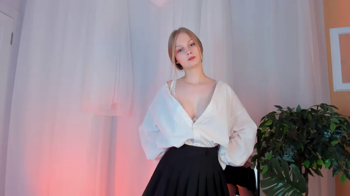 _blush_Sophia