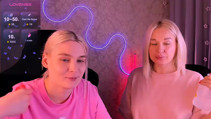 hotblonds