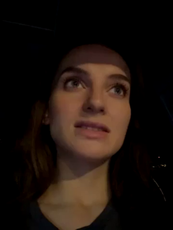 -AngelAri-