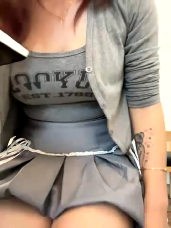 Emily_9xx