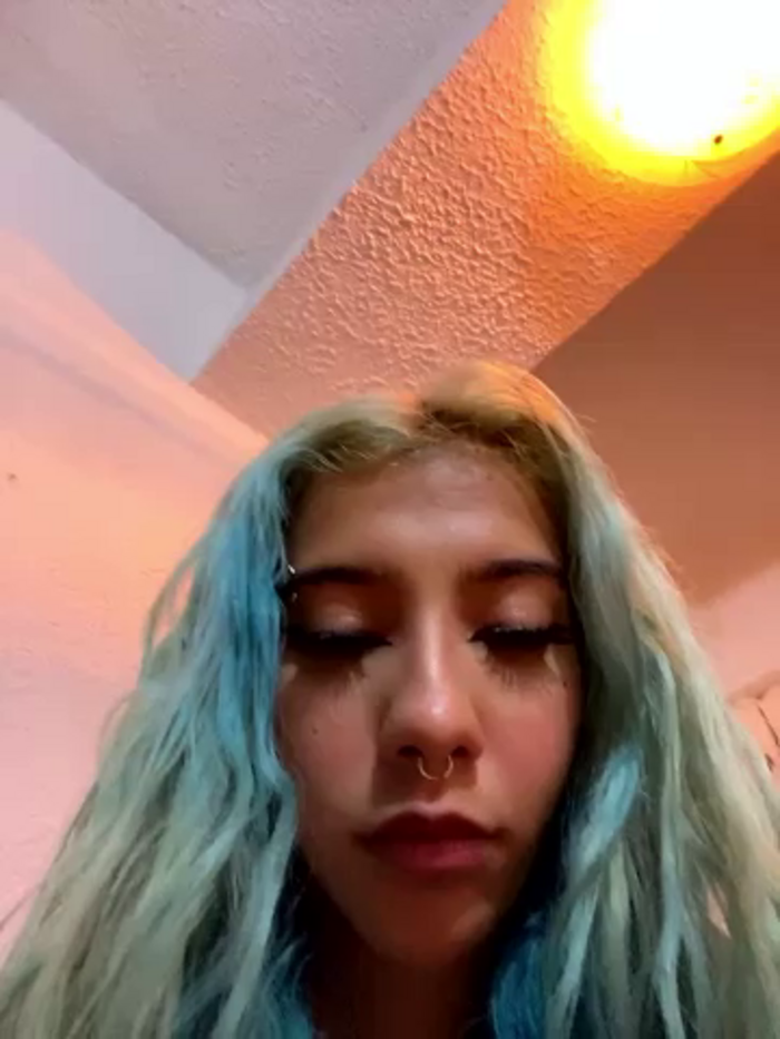 MIA_CUUTE-