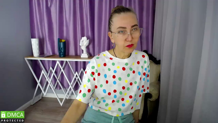 queen_a_n_i