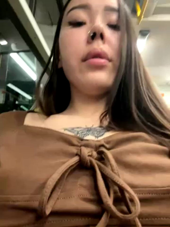 Asian_Asami