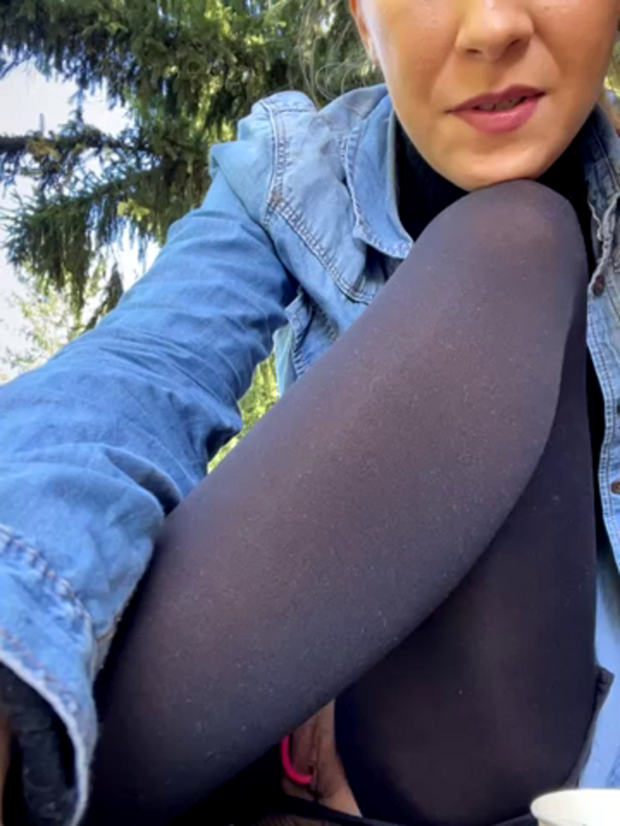 Risky_girl23