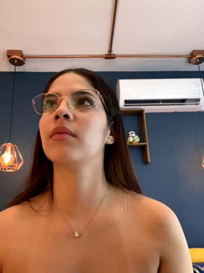 Zoe_Bae