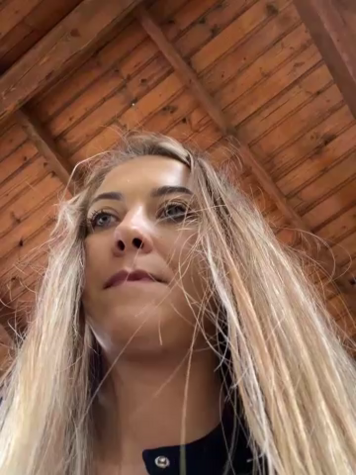 Risky_girl23