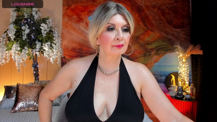 Victoria_Dior