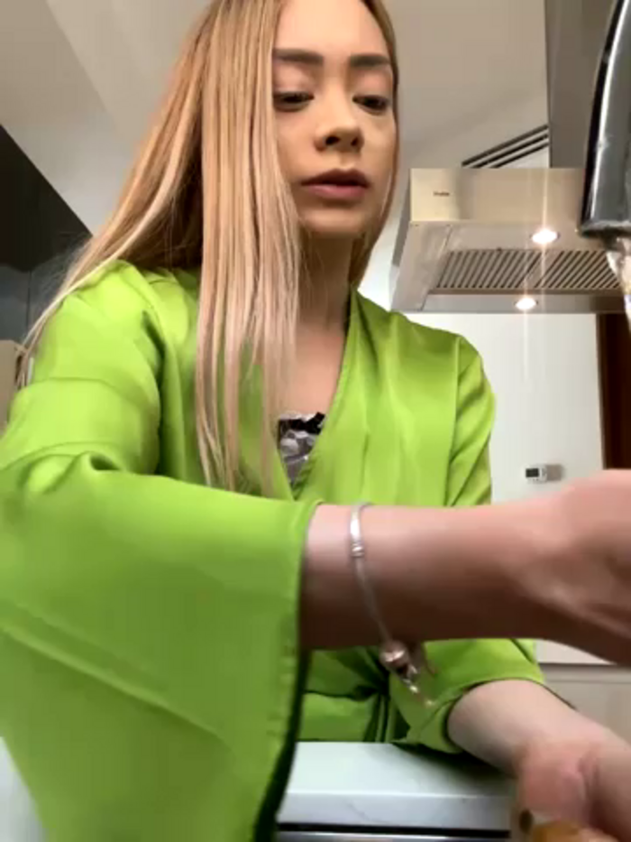 PinkBitch6