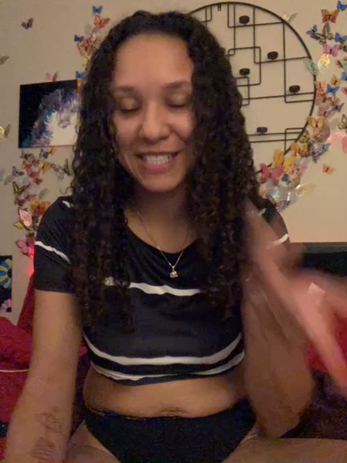_Neeka_